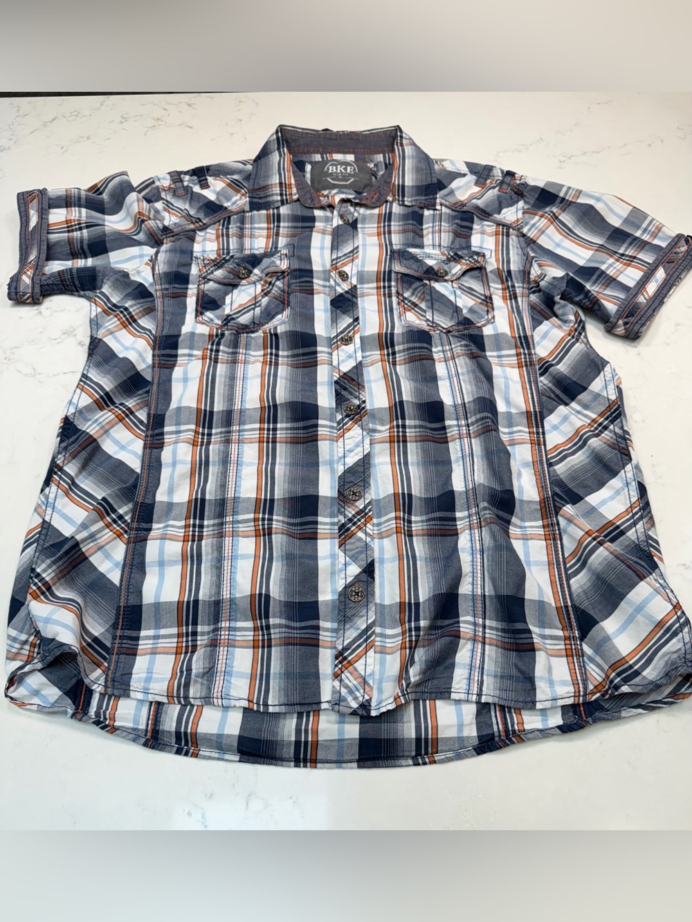 BKE Short Sleeve Plaid Shirt in Navy, White & Rustc size XL